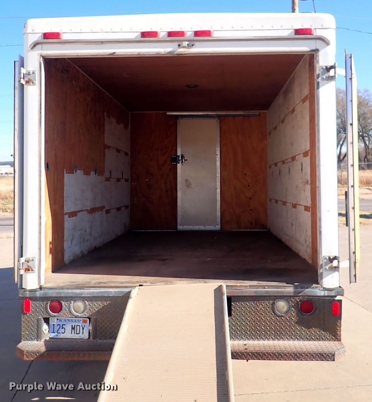 image for item DQ4998 2000 Chevrolet Express G3500  delivery van