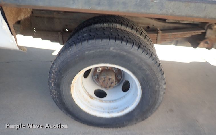 image for item DQ4998 2000 Chevrolet Express G3500  delivery van