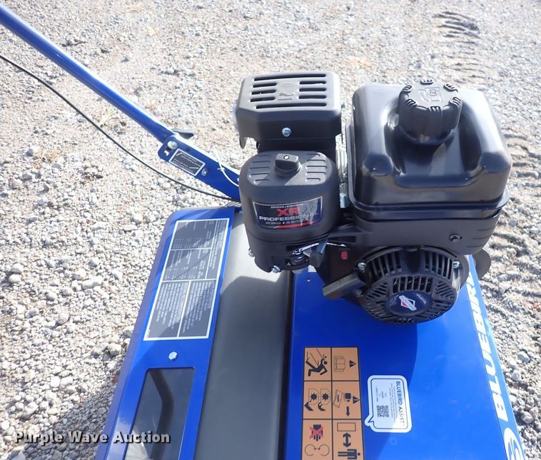 image for item DQ5002 Blue Bird S22  seeder