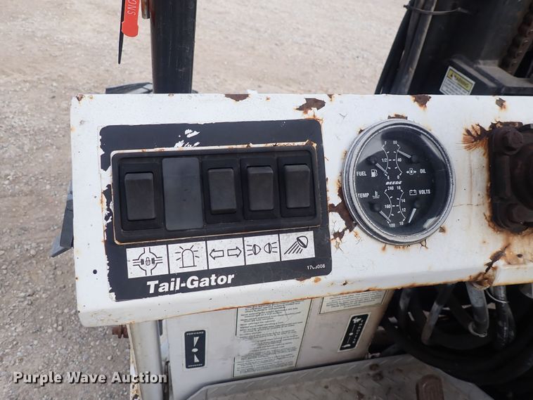 image for item DQ5003 Tail Gator  forklift