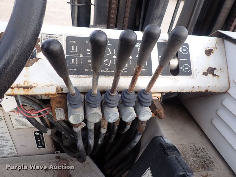 image for item DQ5003 Tail Gator  forklift