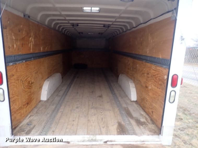 image for item DQ5024 2006 WW  enclosed cargo trailer