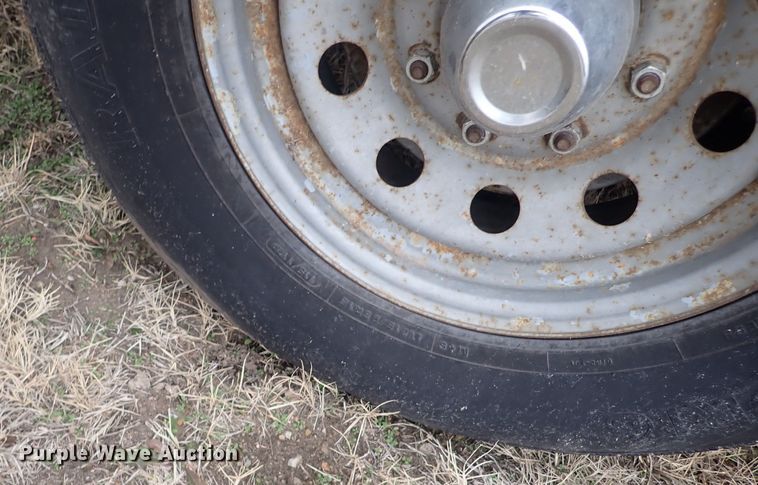 image for item DQ5024 2006 WW  enclosed cargo trailer