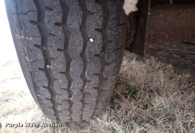 image for item DQ5024 2006 WW  enclosed cargo trailer