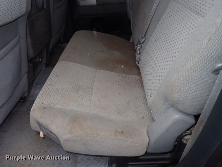 image for item DQ5046 2007 Toyota Tundra  Double Cab flatbed pickup truck