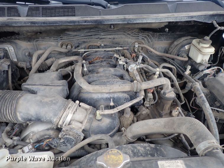 image for item DQ5046 2007 Toyota Tundra  Double Cab flatbed pickup truck