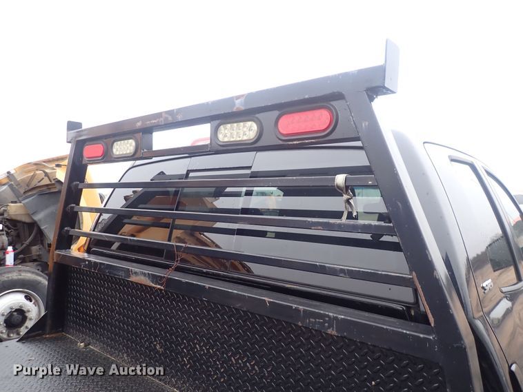 image for item DQ5046 2007 Toyota Tundra  Double Cab flatbed pickup truck