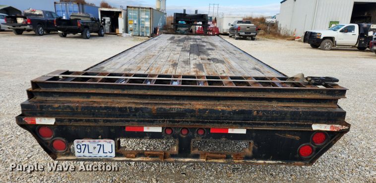 image for item DQ5379 2013 Elite  equipment trailer