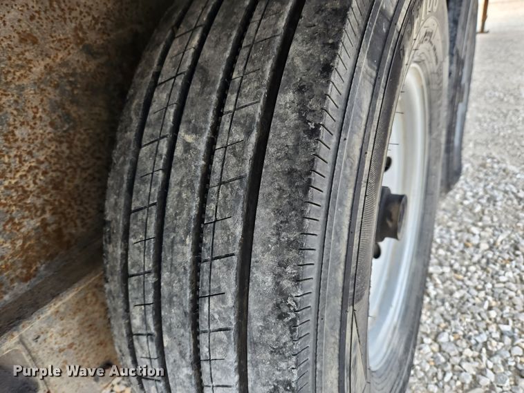 image for item DQ5379 2013 Elite  equipment trailer