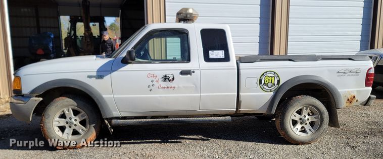image for item DR3345 2002 Ford Ranger XLT  SuperCab pickup truck