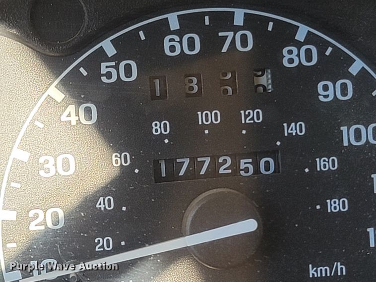 image for item DR3345 2002 Ford Ranger XLT  SuperCab pickup truck