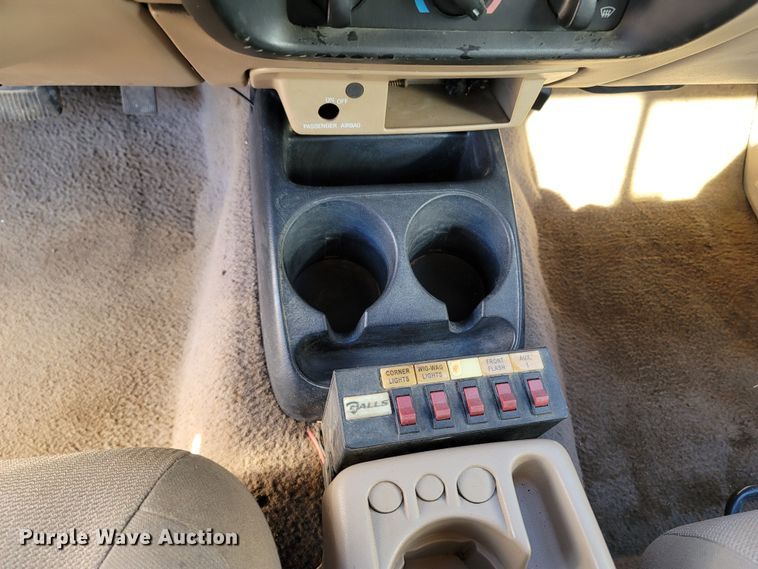 image for item DR3345 2002 Ford Ranger XLT  SuperCab pickup truck