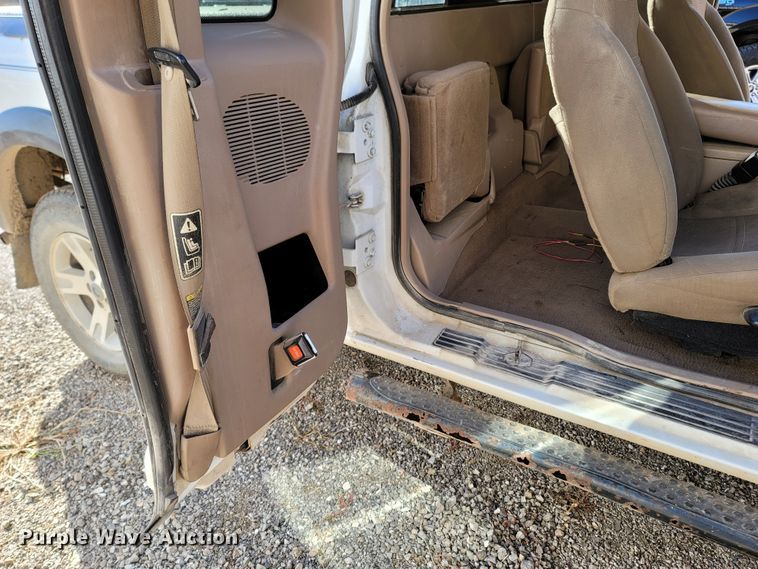 image for item DR3345 2002 Ford Ranger XLT  SuperCab pickup truck