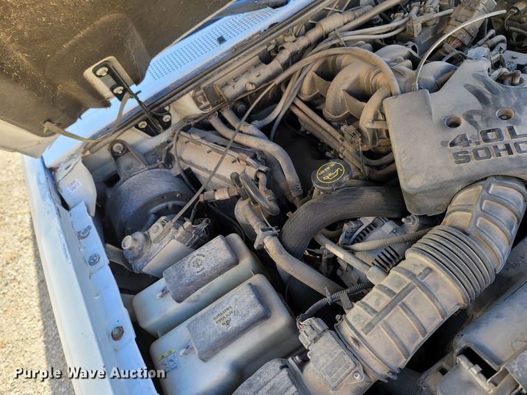 image for item DR3345 2002 Ford Ranger XLT  SuperCab pickup truck