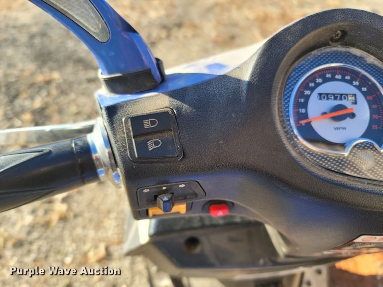 image for item DR3346 2008 Zhejiang Wangye  moped