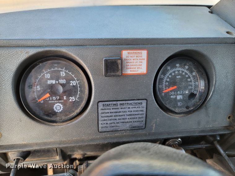 image for item DR3348 1988 Mack R690ST  dump truck