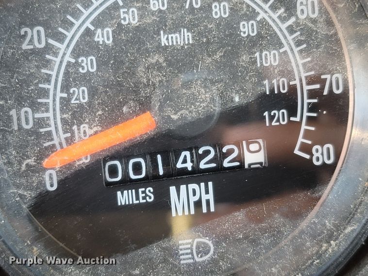 image for item DR3348 1988 Mack R690ST  dump truck