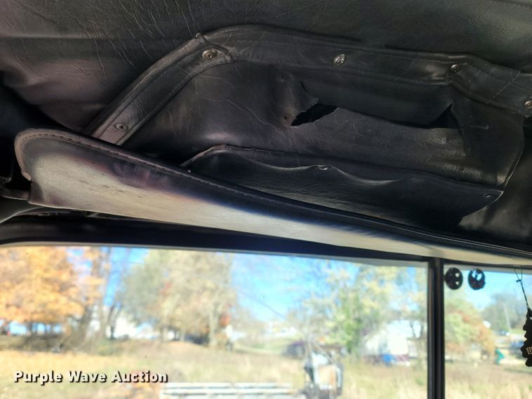 image for item DR3348 1988 Mack R690ST  dump truck