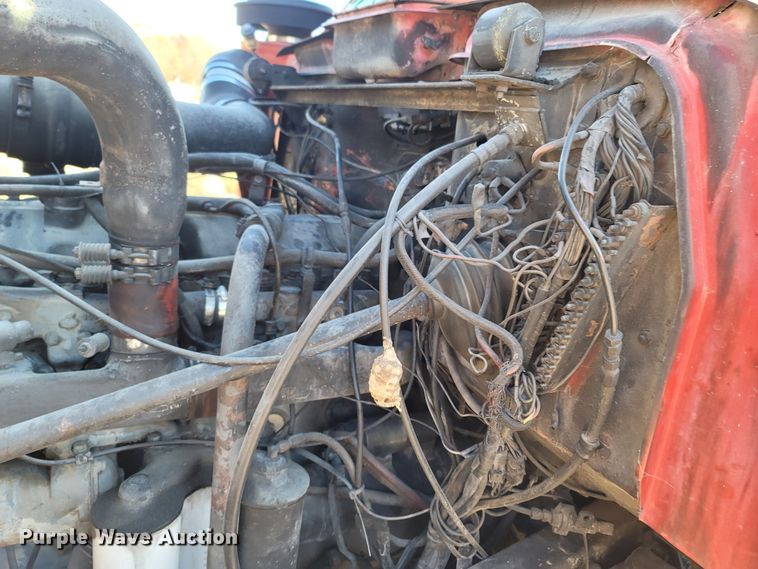 image for item DR3348 1988 Mack R690ST  dump truck