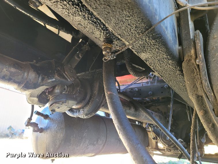 image for item DR3348 1988 Mack R690ST  dump truck