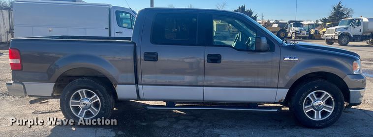 image for item DR7374 2006 Ford F150  SuperCrew pickup truck