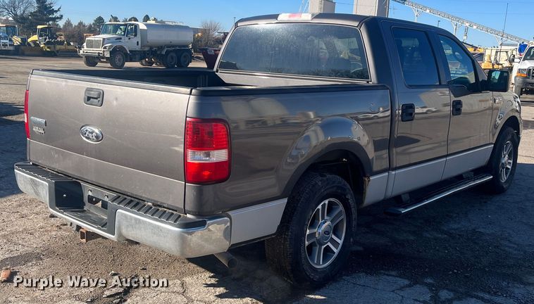 image for item DR7374 2006 Ford F150  SuperCrew pickup truck
