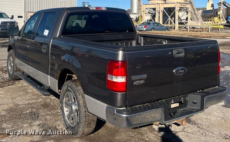 image for item DR7374 2006 Ford F150  SuperCrew pickup truck