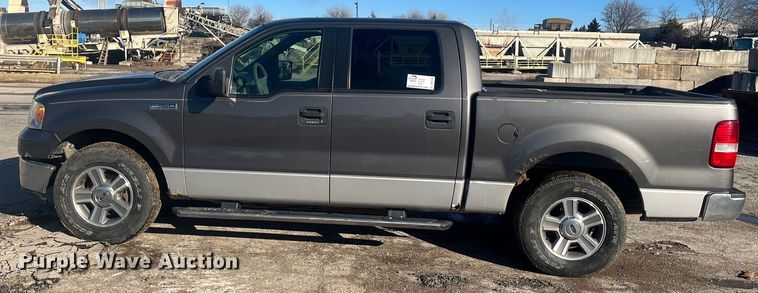 image for item DR7374 2006 Ford F150  SuperCrew pickup truck