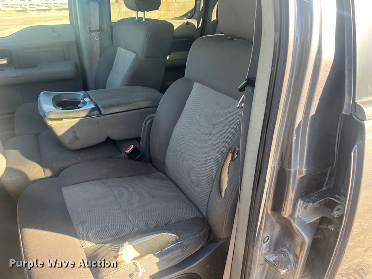 image for item DR7374 2006 Ford F150  SuperCrew pickup truck