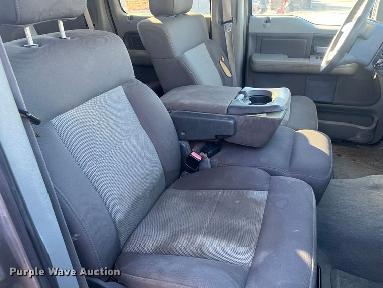 image for item DR7374 2006 Ford F150  SuperCrew pickup truck