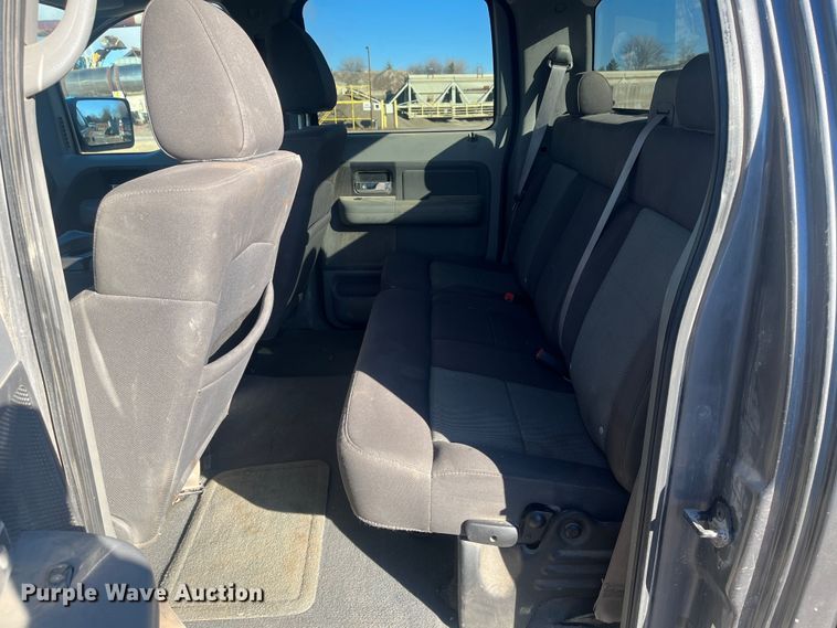 image for item DR7374 2006 Ford F150  SuperCrew pickup truck