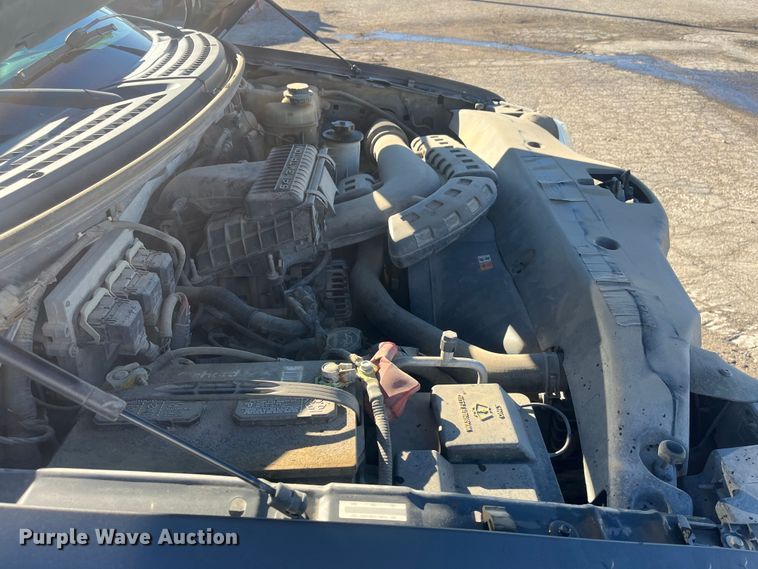 image for item DR7374 2006 Ford F150  SuperCrew pickup truck