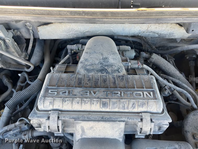 image for item DR7374 2006 Ford F150  SuperCrew pickup truck