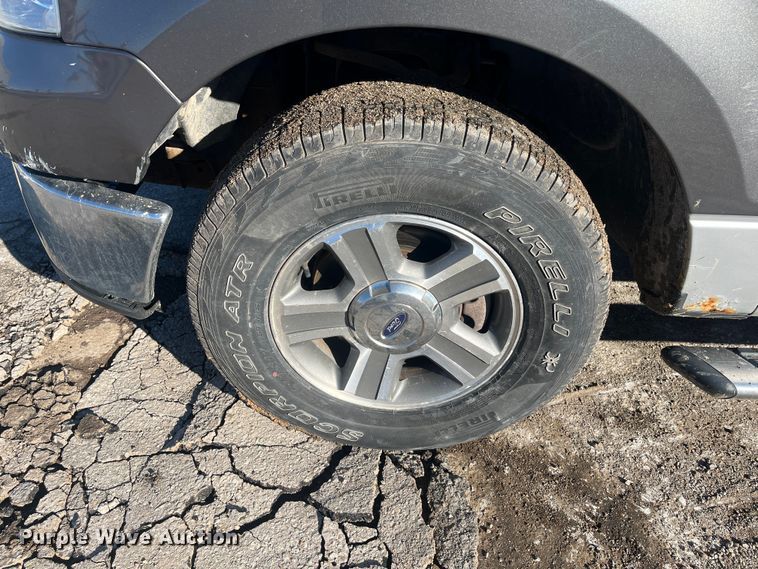 image for item DR7374 2006 Ford F150  SuperCrew pickup truck