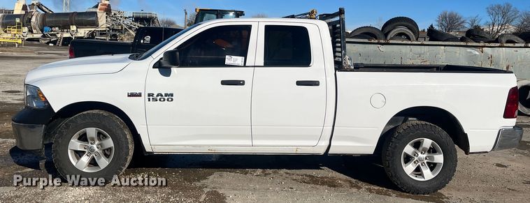 image for item DR7375 2014 Dodge Ram 1500  Quad Cab pickup truck