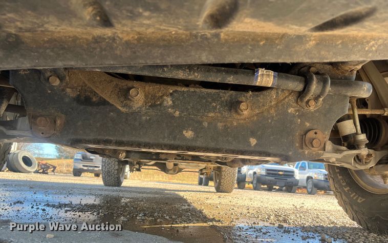 image for item DR7375 2014 Dodge Ram 1500  Quad Cab pickup truck