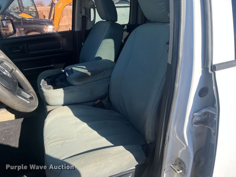 image for item DR7375 2014 Dodge Ram 1500  Quad Cab pickup truck