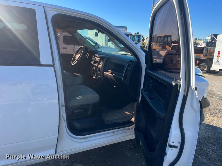 image for item DR7375 2014 Dodge Ram 1500  Quad Cab pickup truck