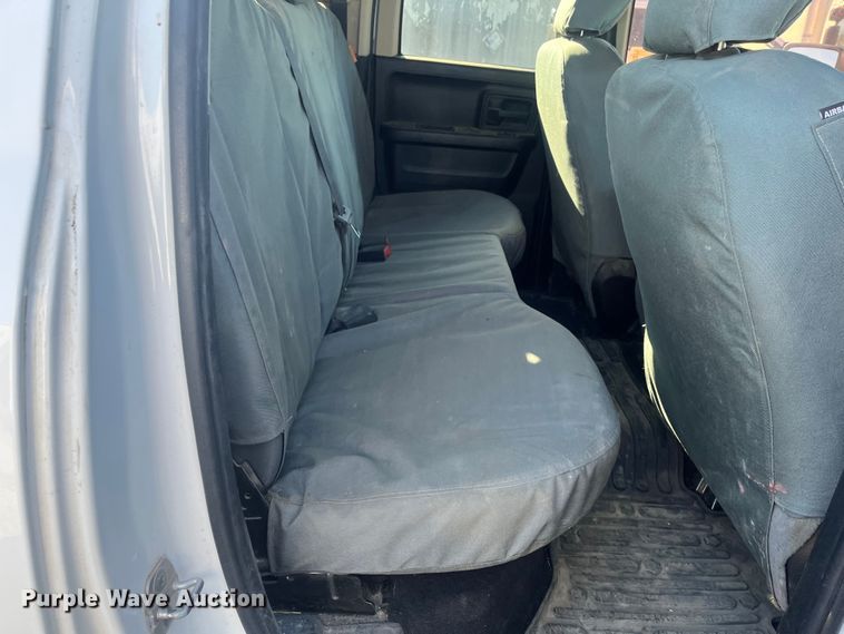 image for item DR7375 2014 Dodge Ram 1500  Quad Cab pickup truck