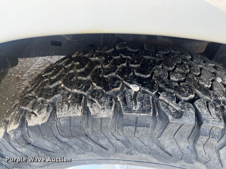 image for item DR7375 2014 Dodge Ram 1500  Quad Cab pickup truck