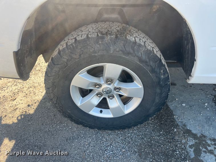 image for item DR7375 2014 Dodge Ram 1500  Quad Cab pickup truck