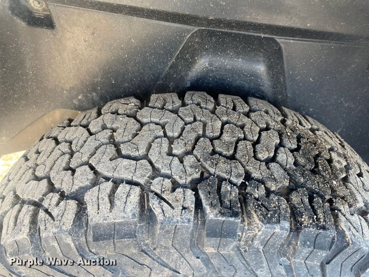 image for item DR7375 2014 Dodge Ram 1500  Quad Cab pickup truck