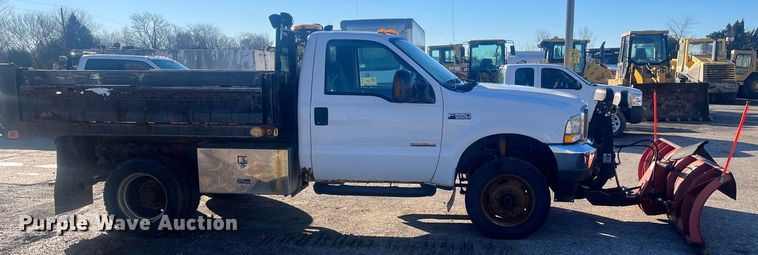 image for item DR7376 2004 Ford F550 Super Duty  dump flatbed truck