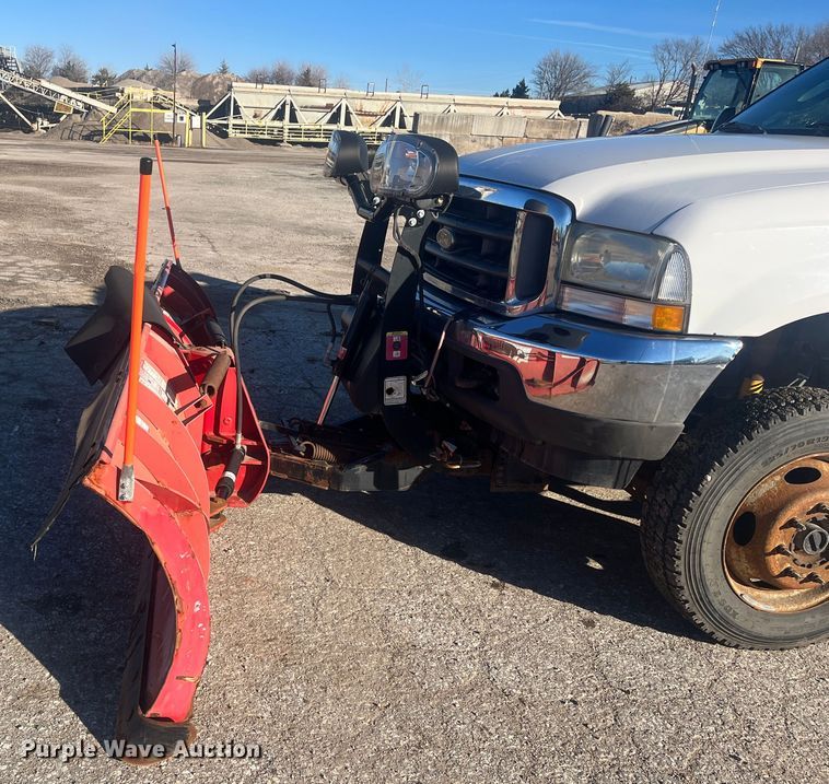 image for item DR7376 2004 Ford F550 Super Duty  dump flatbed truck