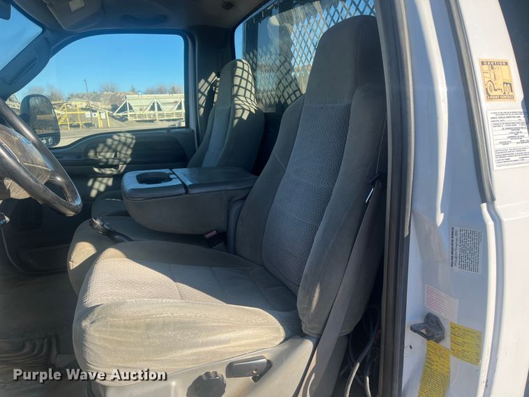 image for item DR7376 2004 Ford F550 Super Duty  dump flatbed truck