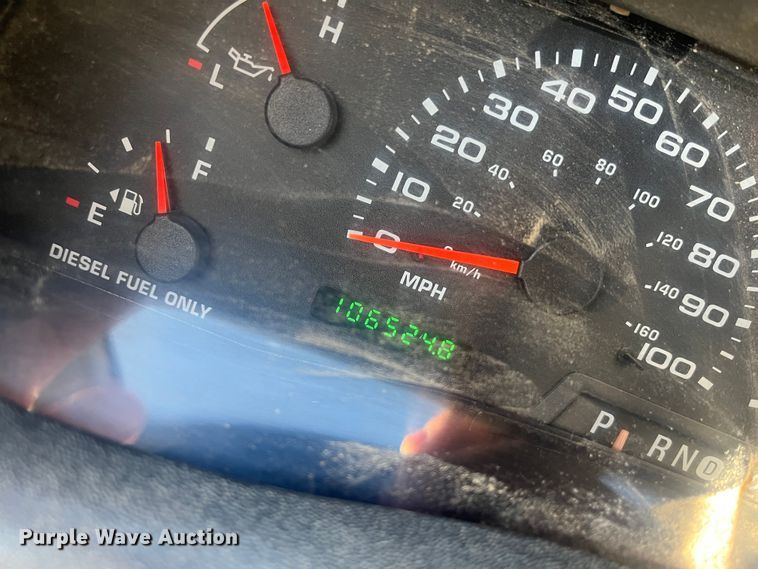 image for item DR7376 2004 Ford F550 Super Duty  dump flatbed truck