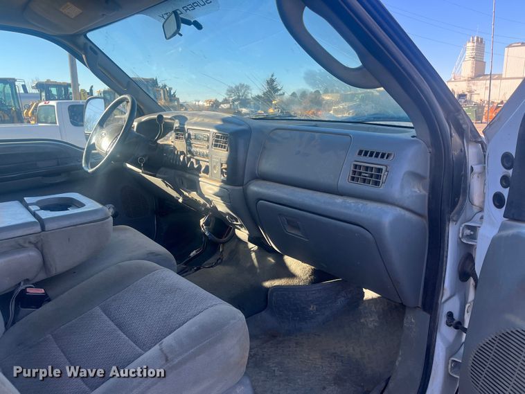 image for item DR7376 2004 Ford F550 Super Duty  dump flatbed truck