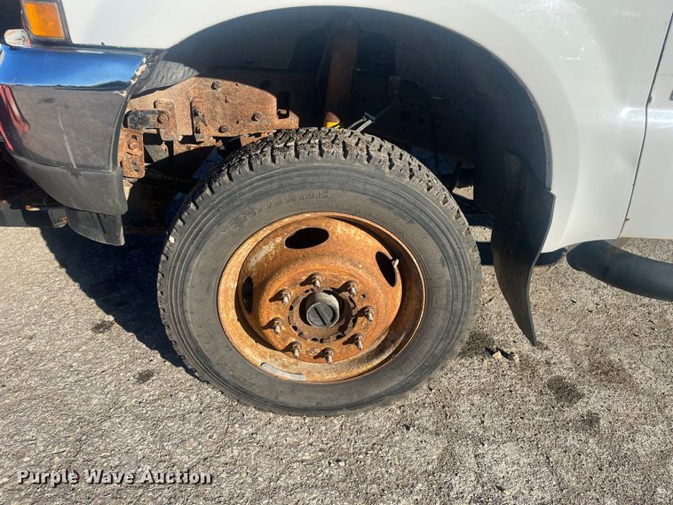 image for item DR7376 2004 Ford F550 Super Duty  dump flatbed truck