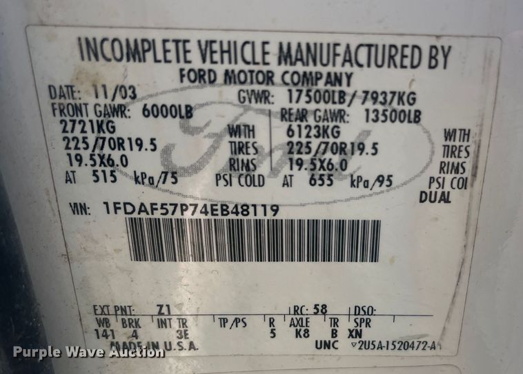 image for item DR7376 2004 Ford F550 Super Duty  dump flatbed truck