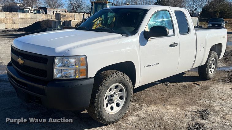 image for item DR7377 2012 Chevrolet Silverado 1500  Ext. Cab pickup truck